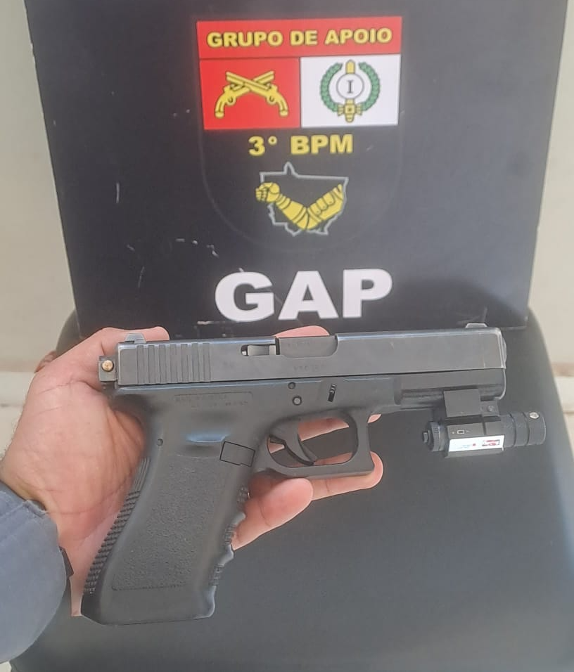 Polícia Militar localiza foragido da Justiça e apreende arma de fogo em Cuiabá