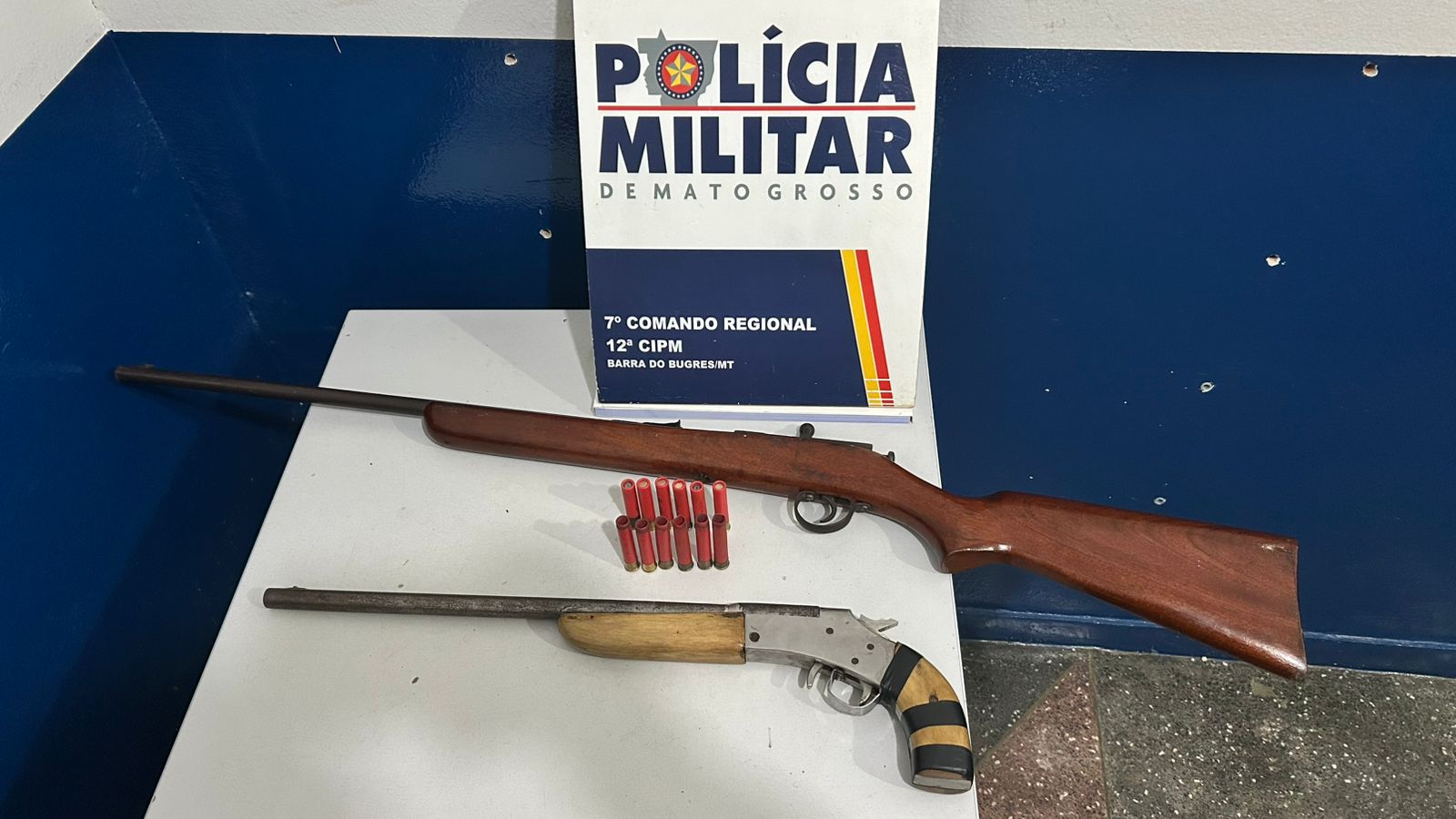 Polícia Militar prende homem com duas armas de fogo em Barra do Bugres