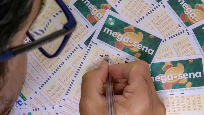 Mega-Sena acumula e prêmio vai a R$ 40 milhões