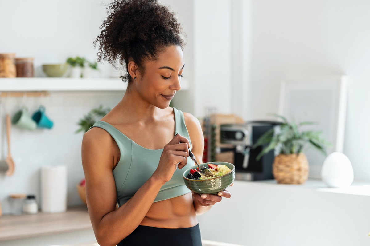 5 hábitos comuns que atrapalham a sua alimentação saudável