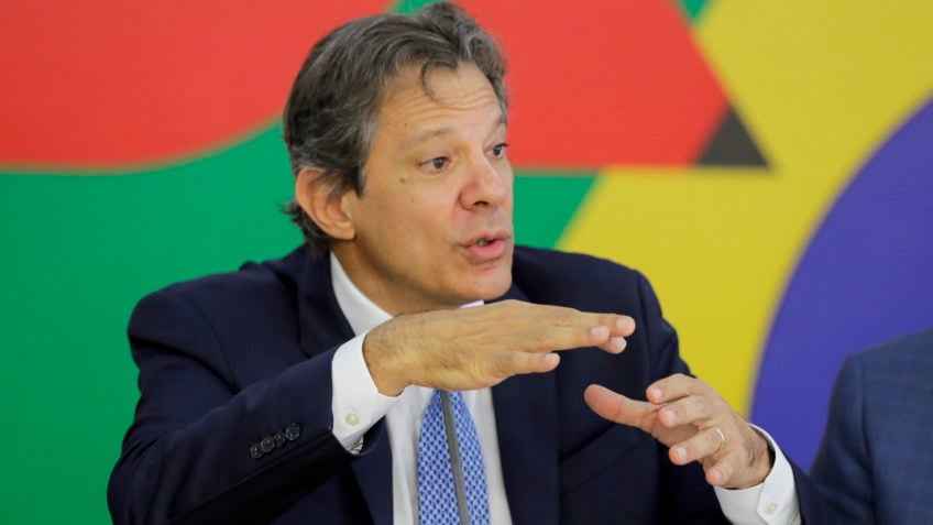 Haddad diz que “há um menino fazendo bagunça nos EUA”