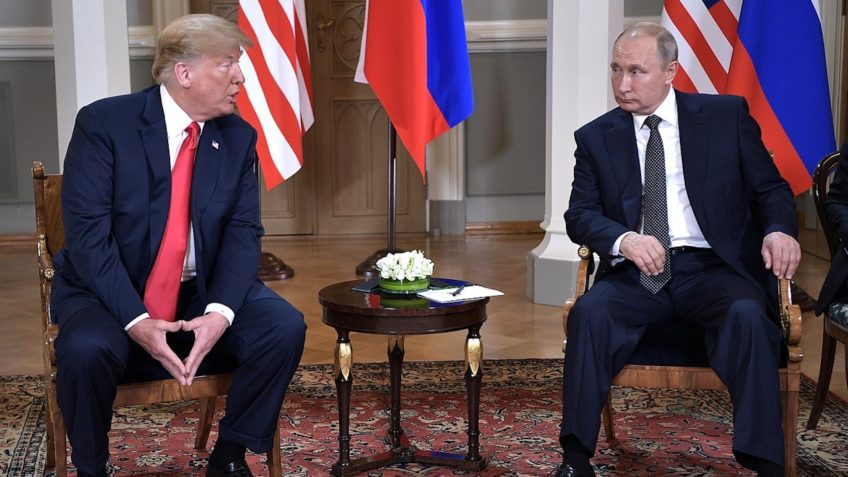 "Em 2 minutos saberei se haverá acordo", diz Trump sobre encontro com Putin