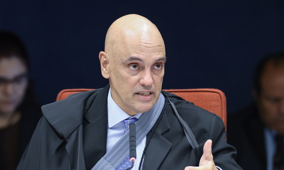 Advogados de Bolsonaro têm até quarta para entregar defesa ao STF