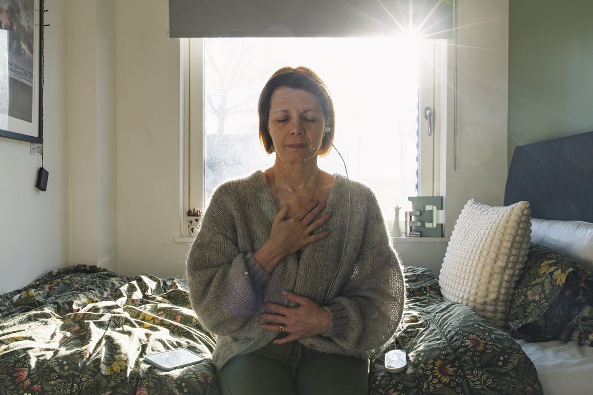 Terapia com laser ajuda no combate a hipertensão associada à menopausa