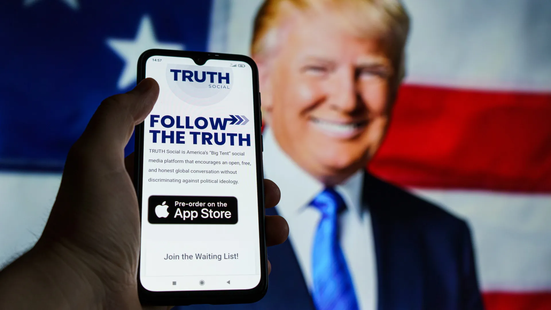 IA da rede social de Trump contradiz o próprio presidente dos EUA
