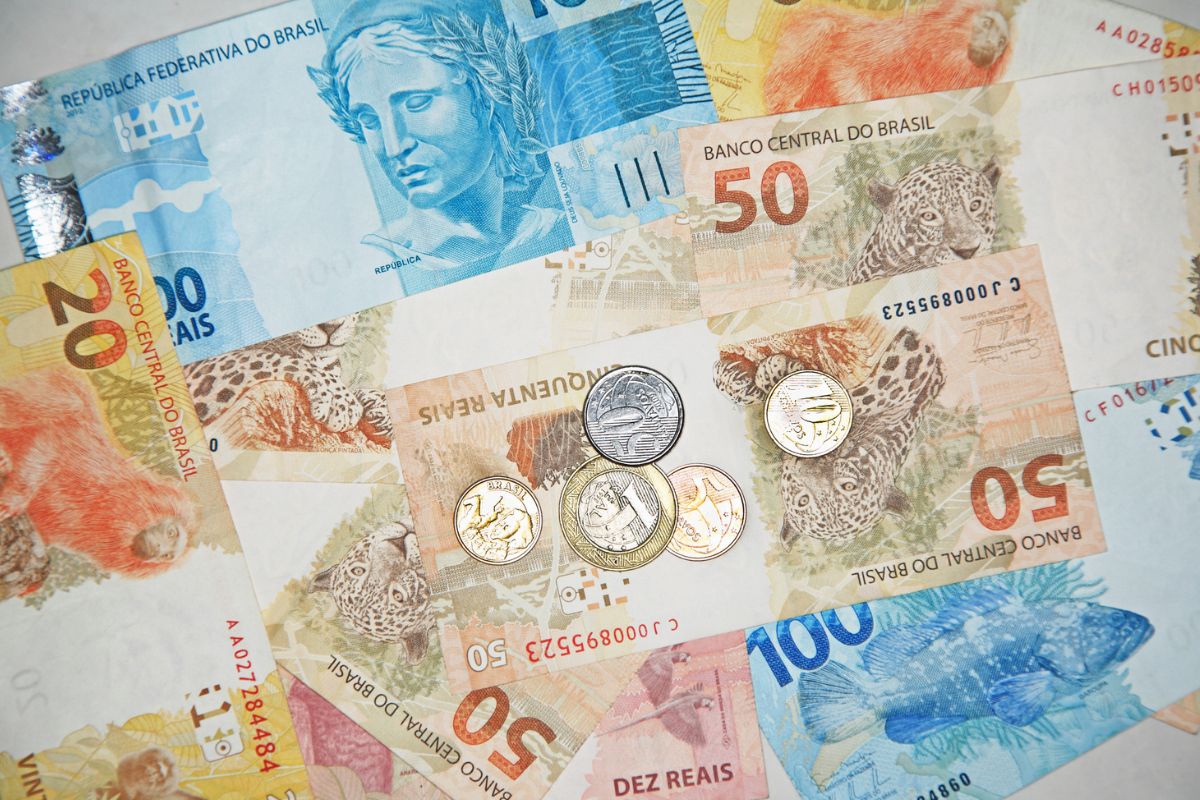 Dinheiro esquecido: brasileiros podem resgatar mais de R$ 10,5 bilhões