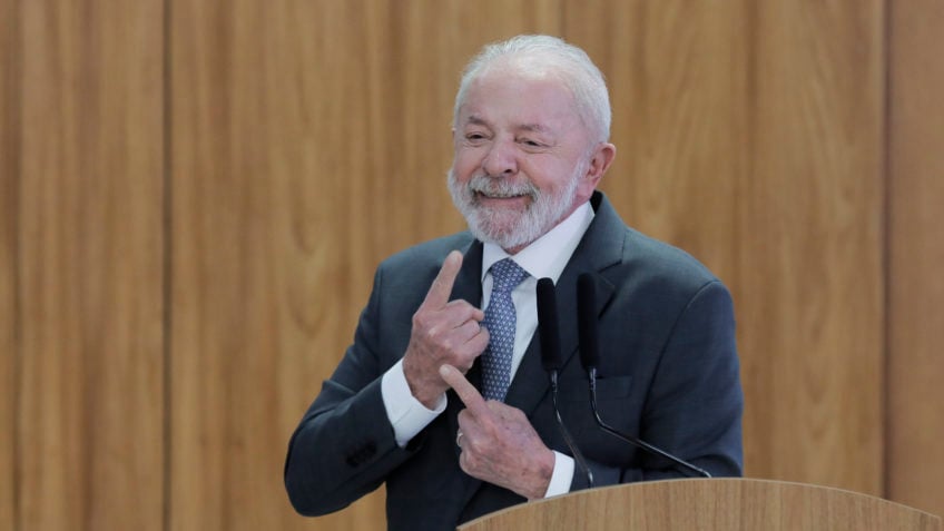 O povo tinha razão de estar meio puto, diz Lula sobre pesquisas