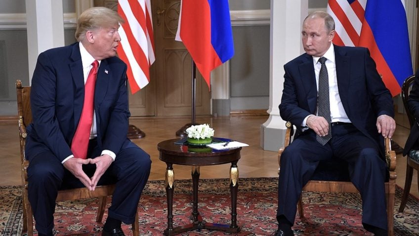 Reunião entre Trump e Putin será em base militar