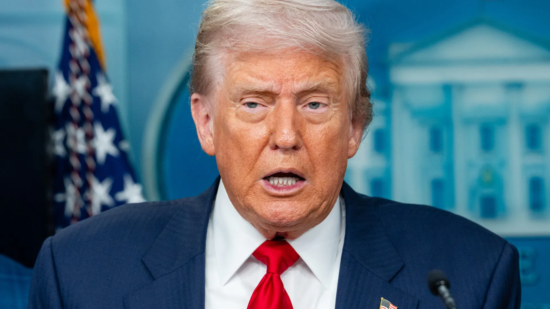 Trump confunde Rússia com Alasca antes de encontro com Putin