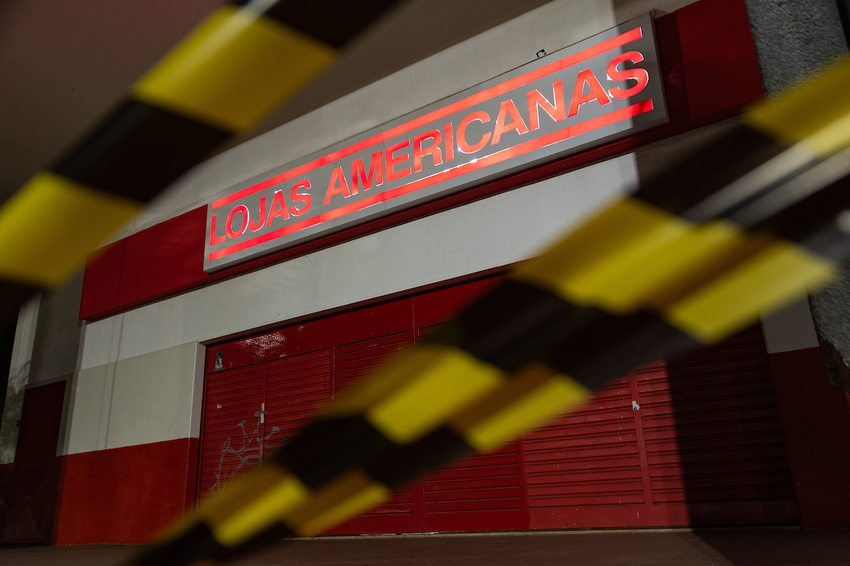 Americanas fecha 2º trimestre no vermelho, mas diminui prejuízo