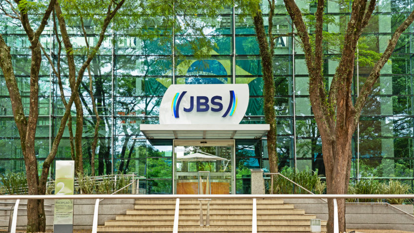 JBS registra receita de US$ 20,9 bi no 2º tri com alta de 8,9%