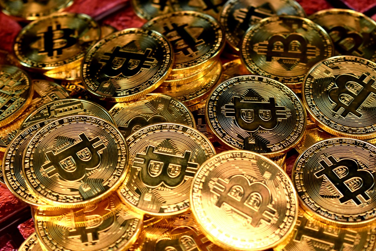 Bitcoin bate novo recorde e supera US$ 124 mil pela 1ª vez na história