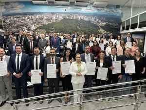 Paula Calil homenageia advogados e destaca importância da defesa dos direitos e garantias da sociedade
