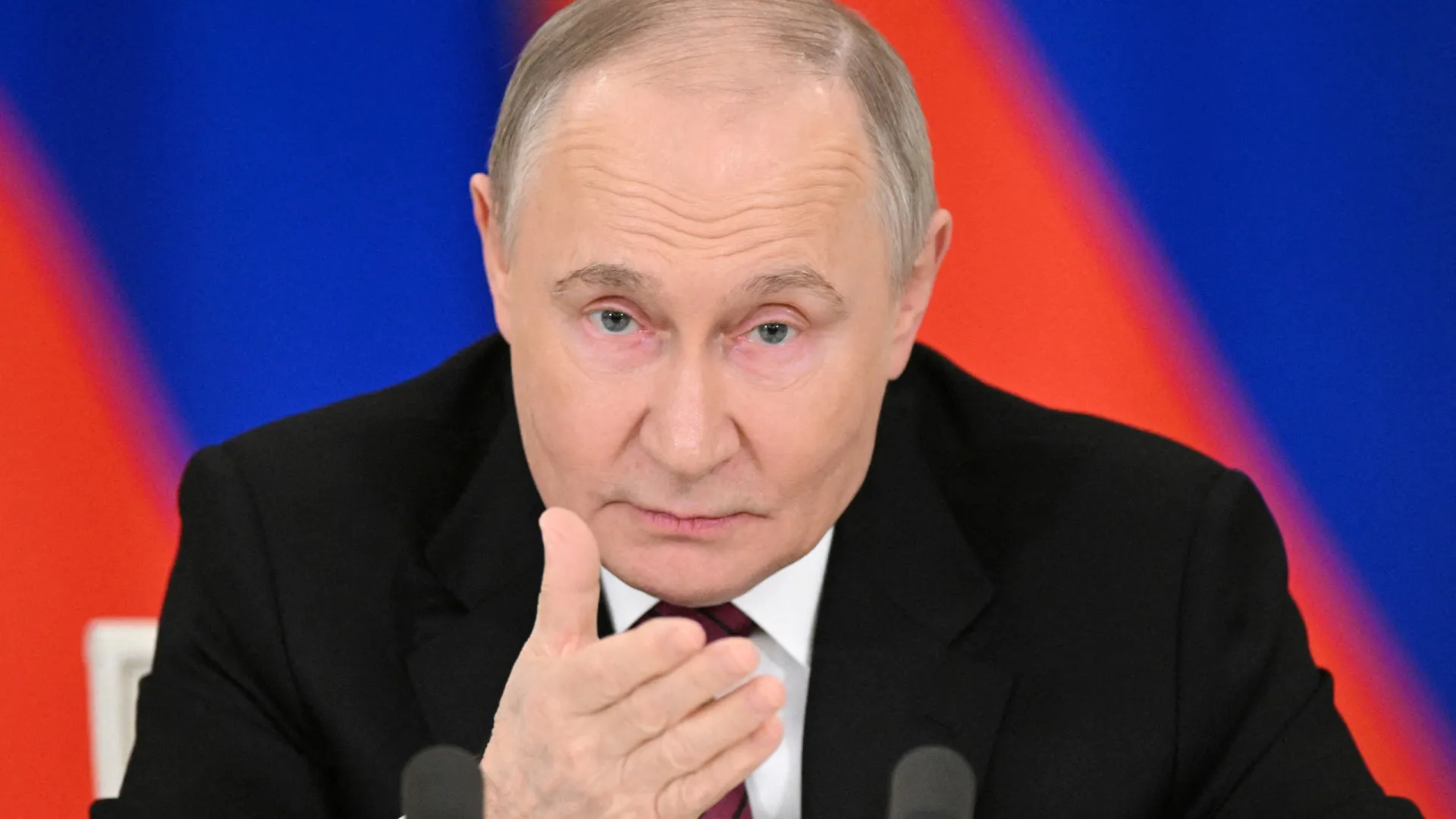 Cúpula relâmpago dá vantagem a Putin sobre Trump