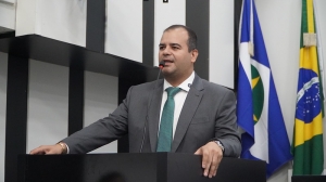 Lei garante envio gratuito de documentos oficiais em braile para pessoas com deficiência visual em Cuiabá