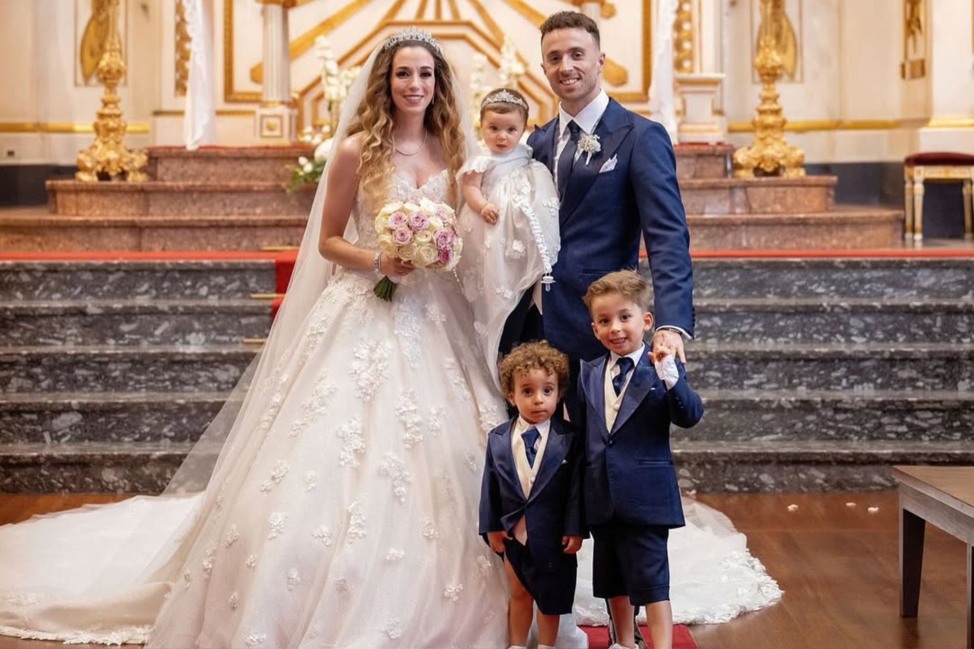 Esposa e filhos de Diogo Jota receberão homenagem em jogo do Liverpool