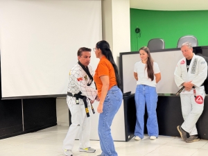 Câmara de Cuiabá promove curso de defesa pessoal para mulheres em alusão ao “Agosto Lilás”
