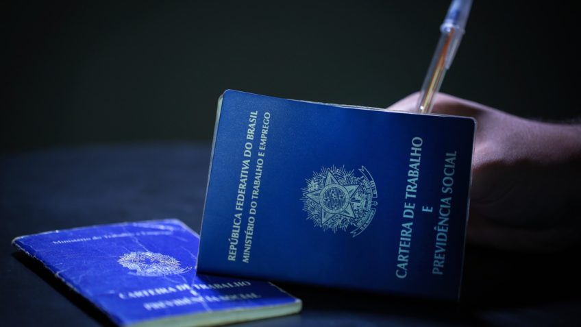 Emprego formal cresce mais que Bolsa Família nos Estados