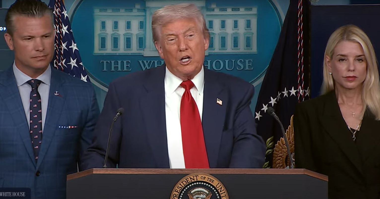 Trump diz que reunião com Putin foi “ótima” e cita busca por paz
