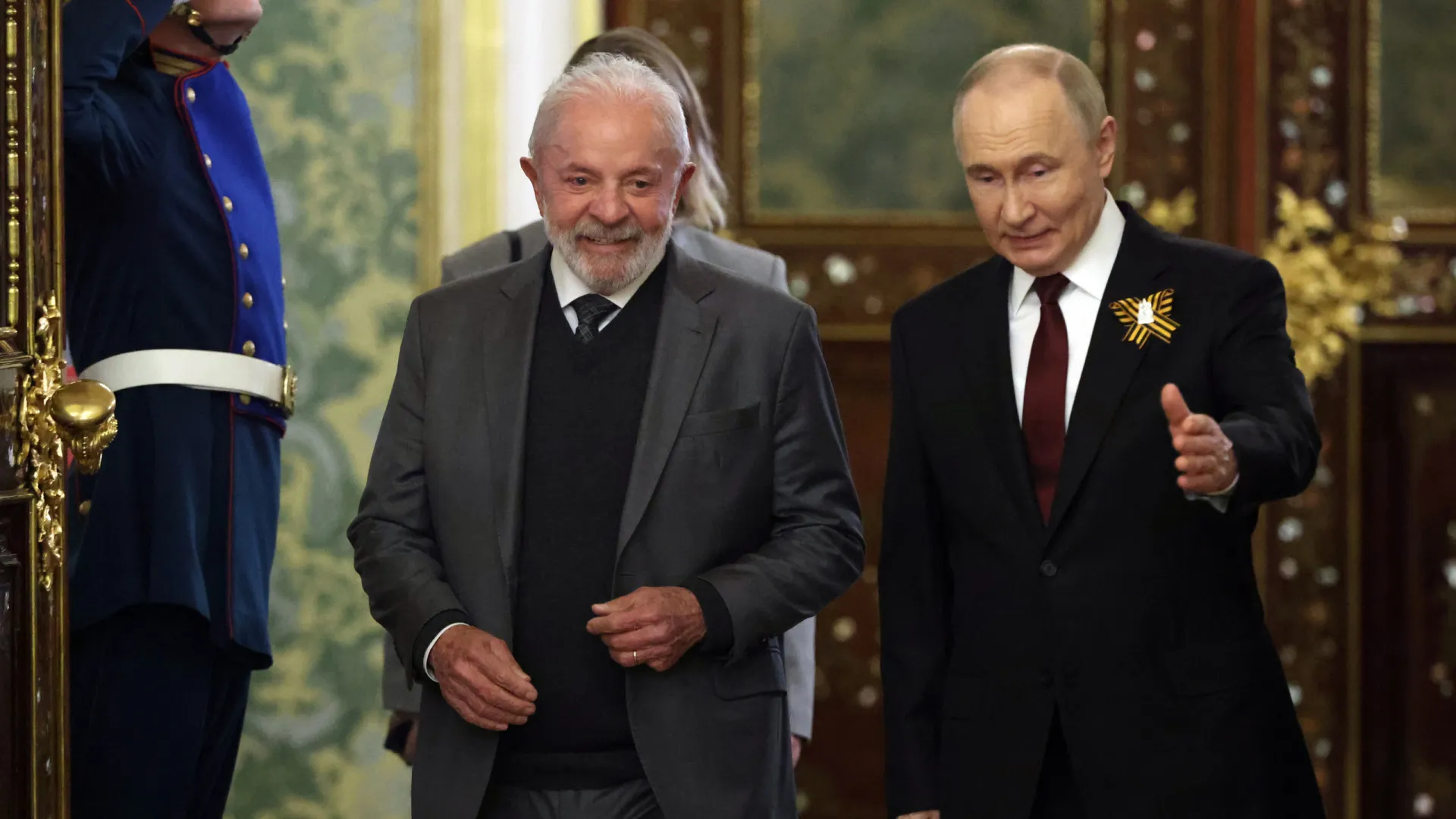 Putin transmite a Lula informações positivas sobre reunião com Trump