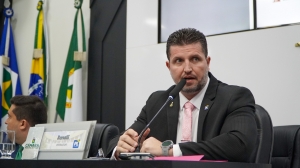 Câmara aprova projeto que proíbe participação de mulheres trans em competições femininas em Cuiabá