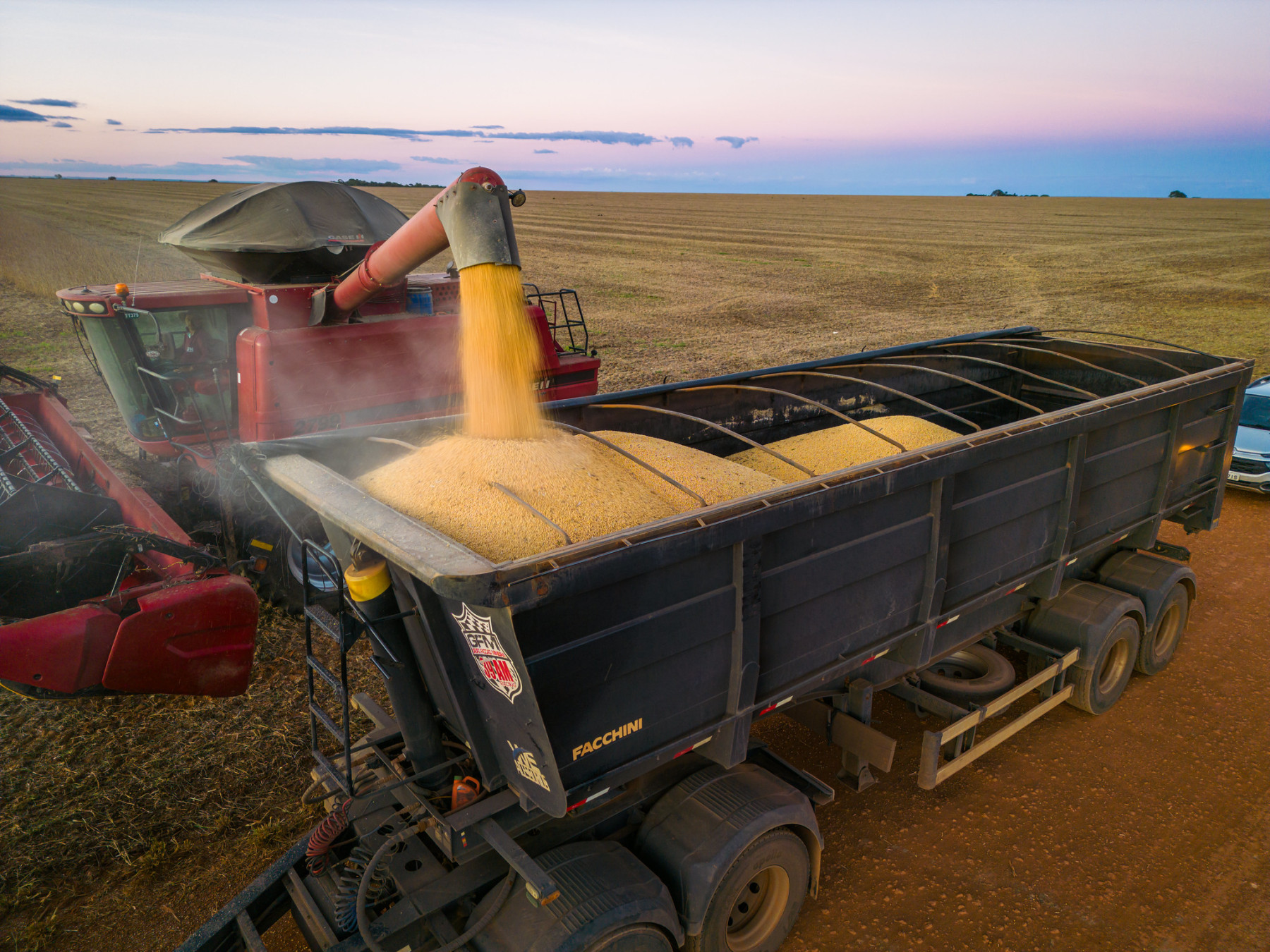 Crise no Agro: produtores afundam em dívidas e Banco do Brasil corta crédito e aciona a Justiça