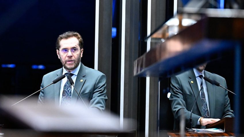 Relator diz que PEC da autonomia do BC assegura proteção ao Pix