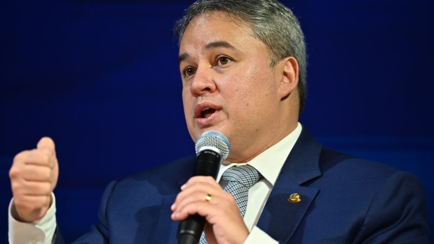 Internet das Coisas: não renovar isenções seria mesquinho, diz Efraim