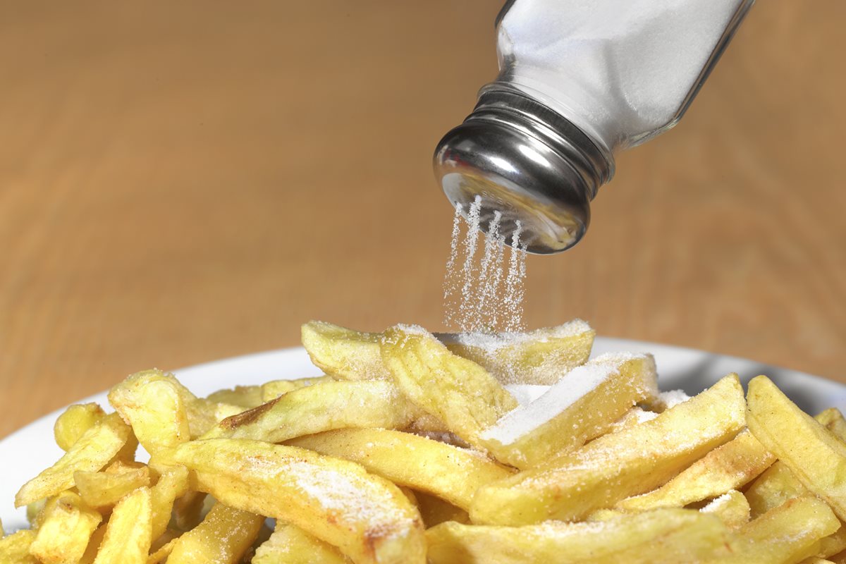 O sal não é vilão da alimentação? Entenda
