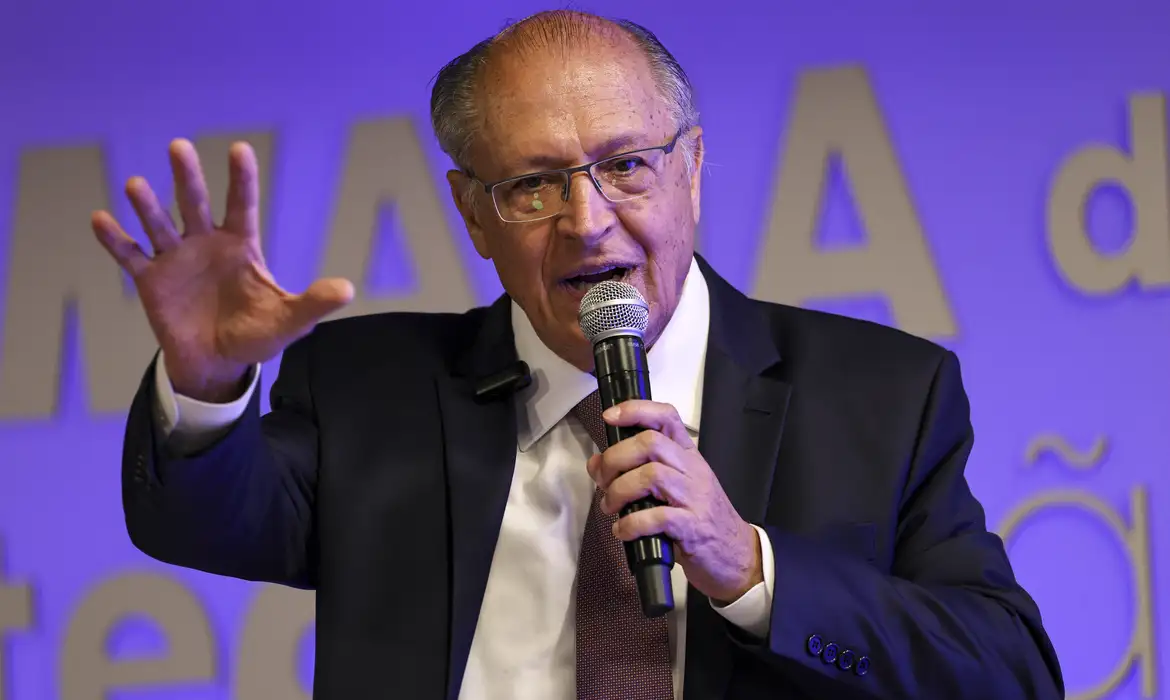 Alckmin indica que Motta dará prioridade a plano para aliviar impacto de tarifaço