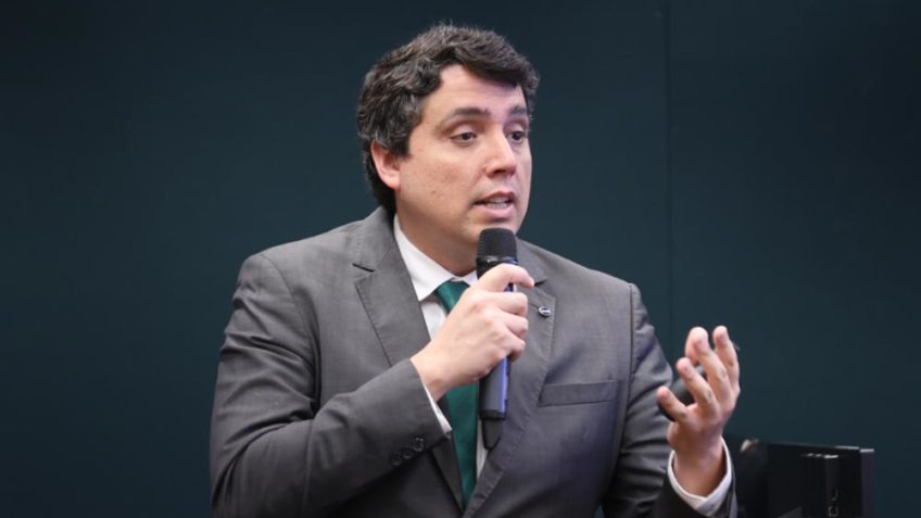 Presidente do conselho da Petrobras renuncia para assumir vaga na ANP