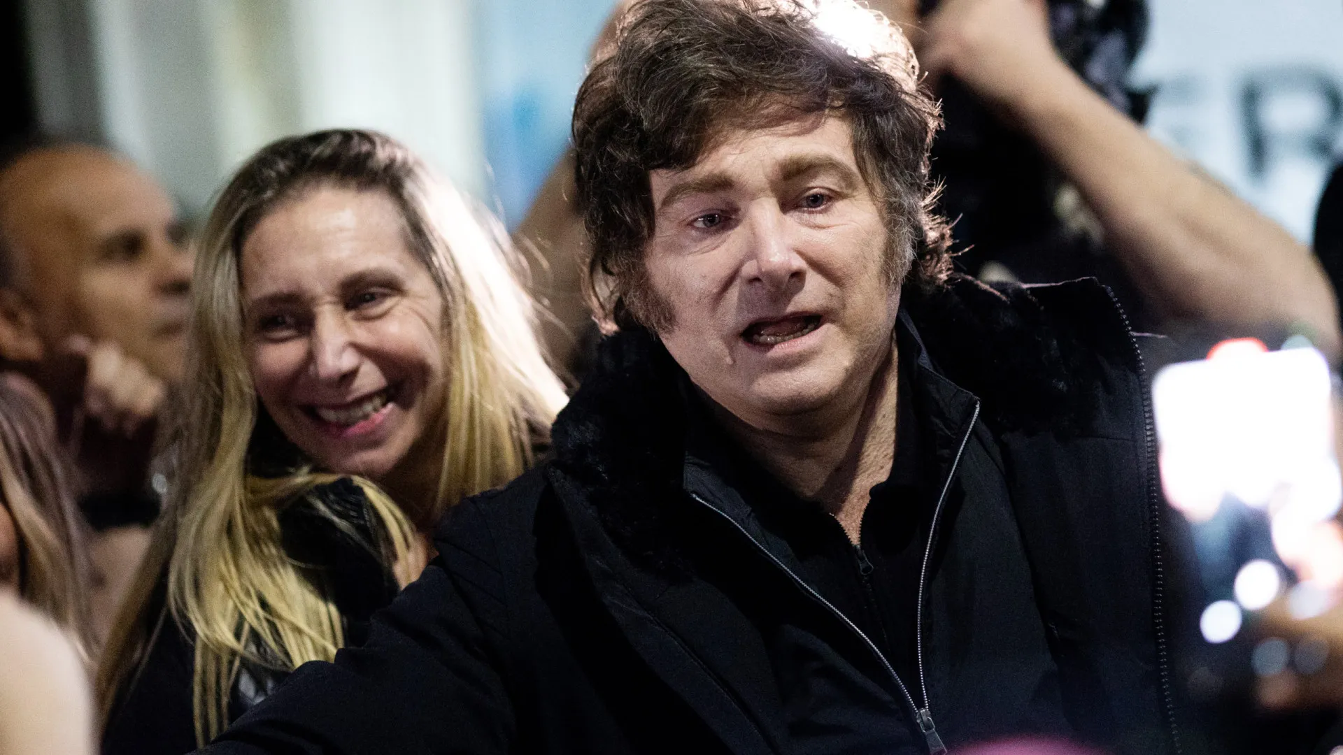 Javier Milei e irmã são denunciados por corrupção em contratos médicos