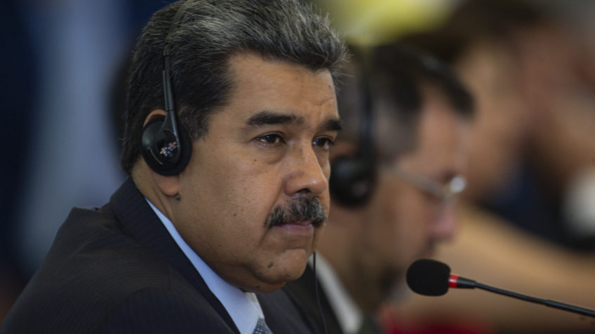 Querem instalar um regime colonial na Venezuela, diz Maduro