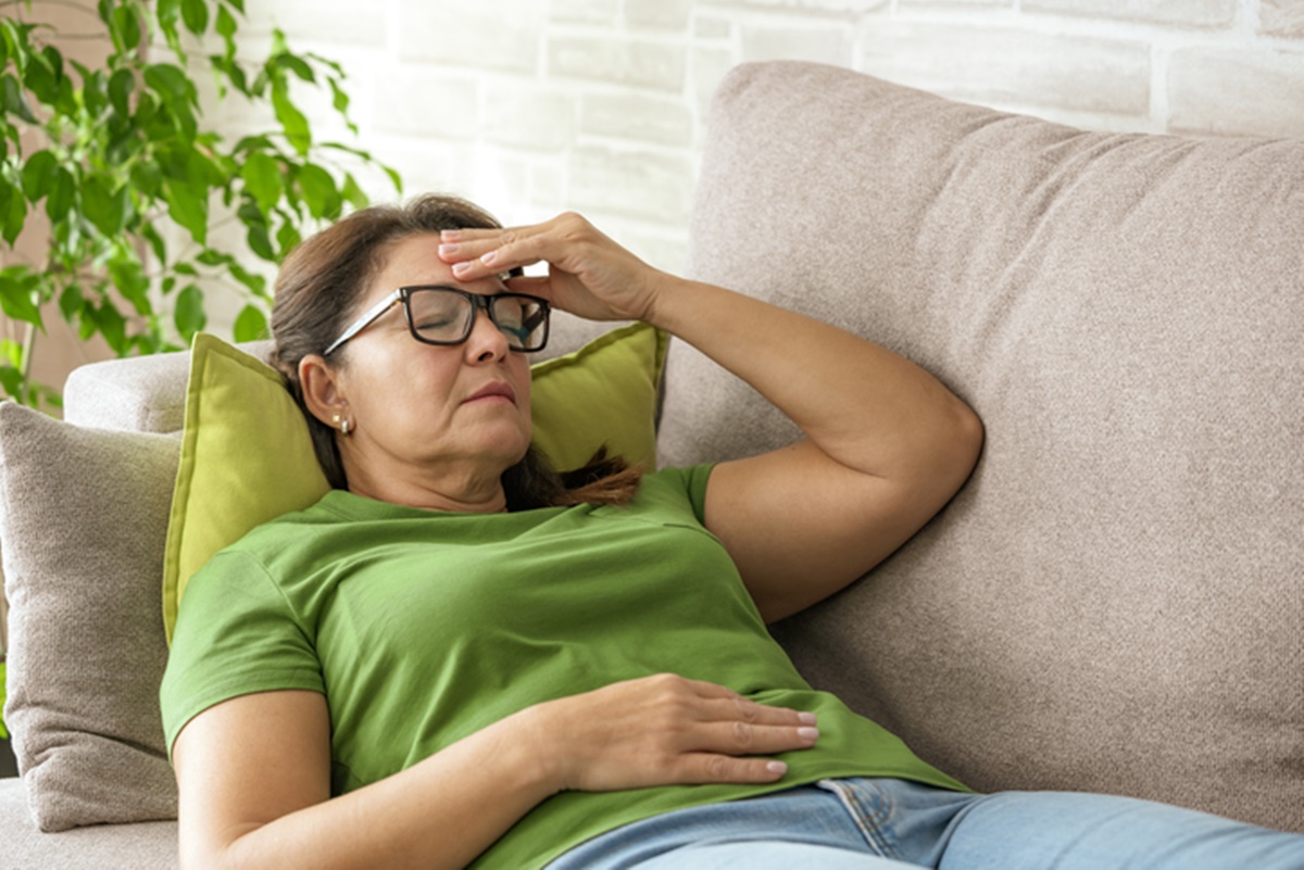 Por que a menopausa nem sempre significa o fim das crises de enxaqueca