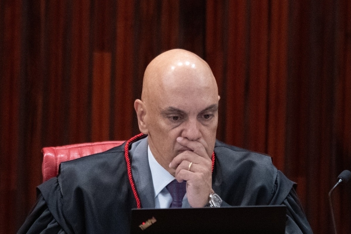 Embaixada dos EUA reage após Moraes ameaçar punir bancos brasileiros