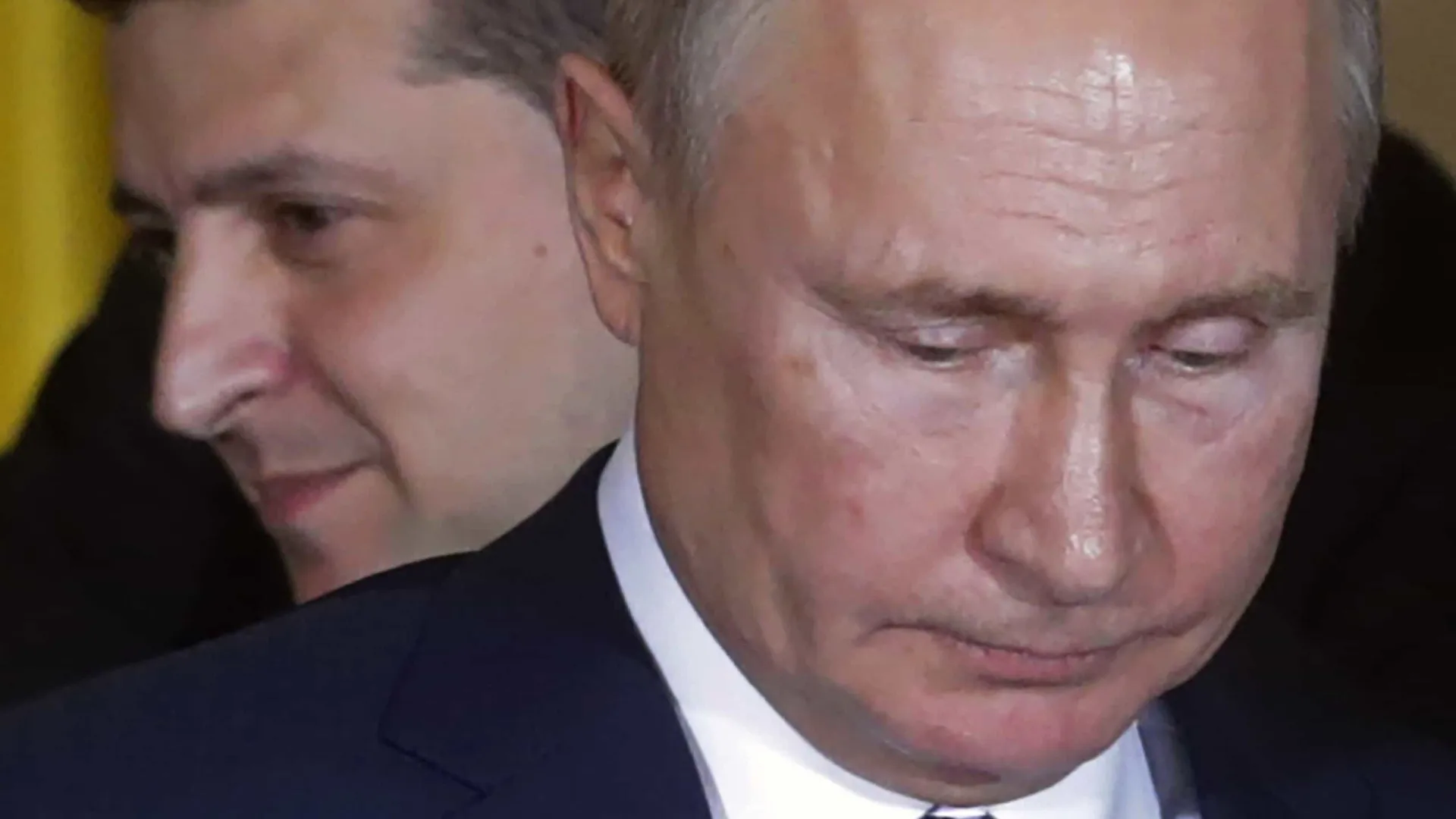 Cúpula Putin-Zelenski fica distante enquanto Rússia e Ucrânia escalam ataques