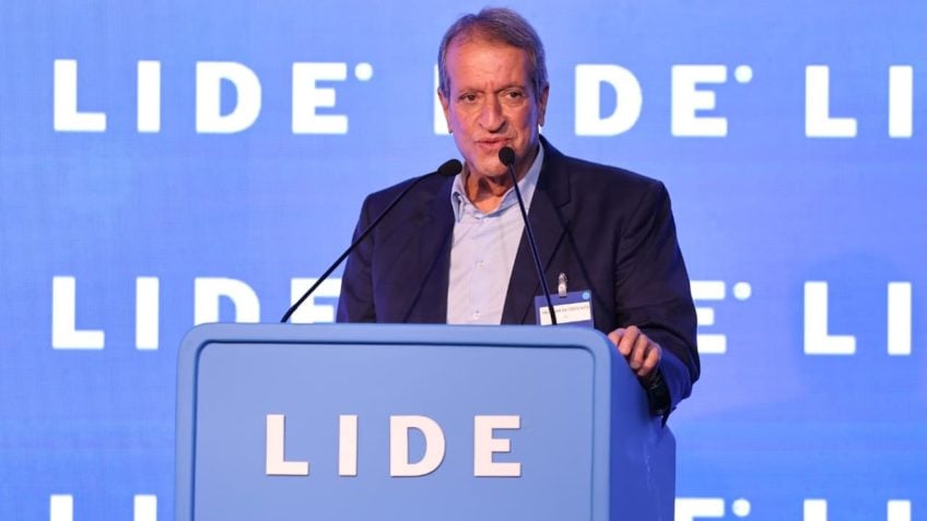 Bolsonaro ainda não sabe quem irá apoiar em 2026, diz Valdemar