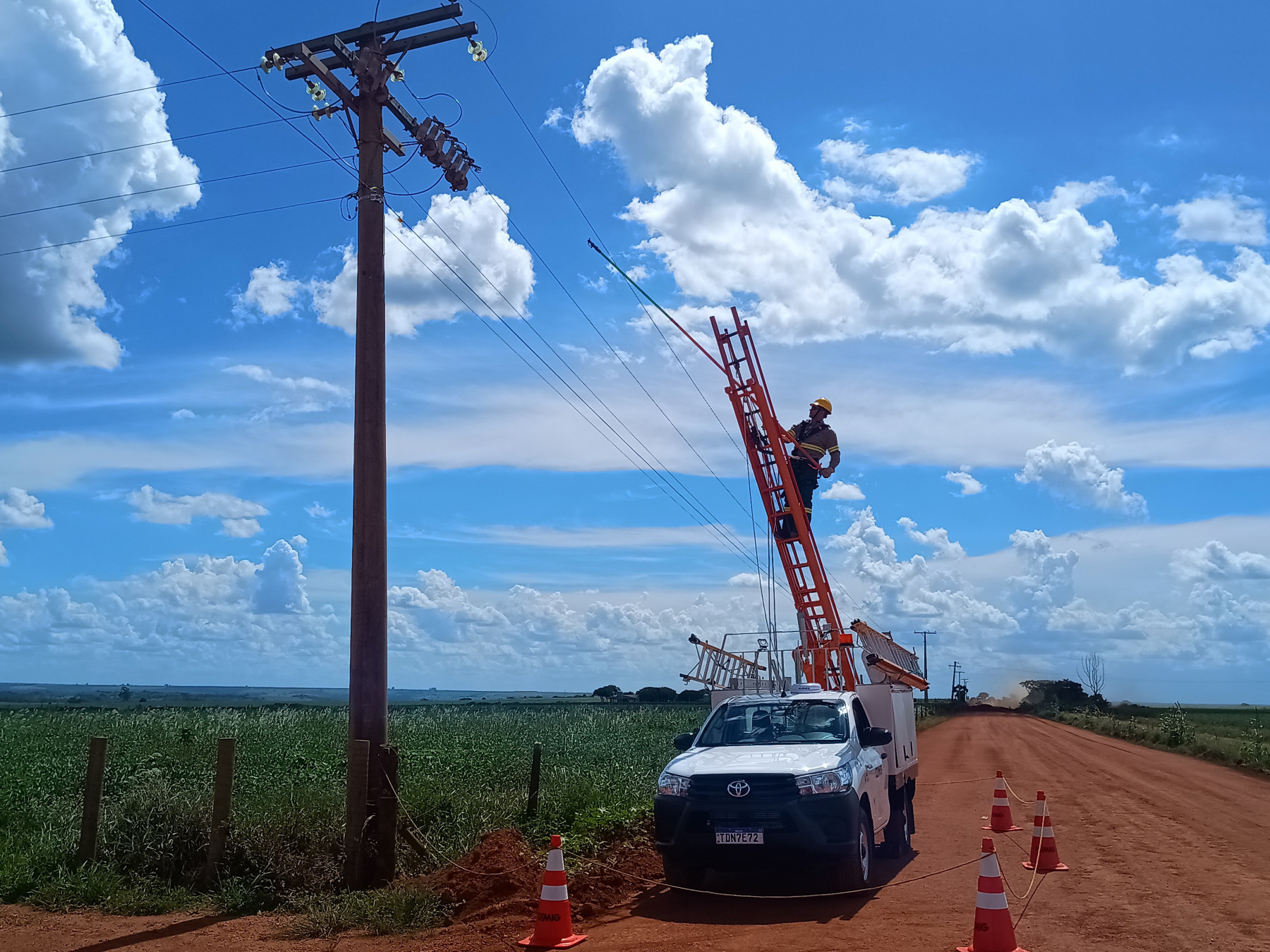 Programa melhora a qualidade da energia e o atendimento para produtor rural em Minas 