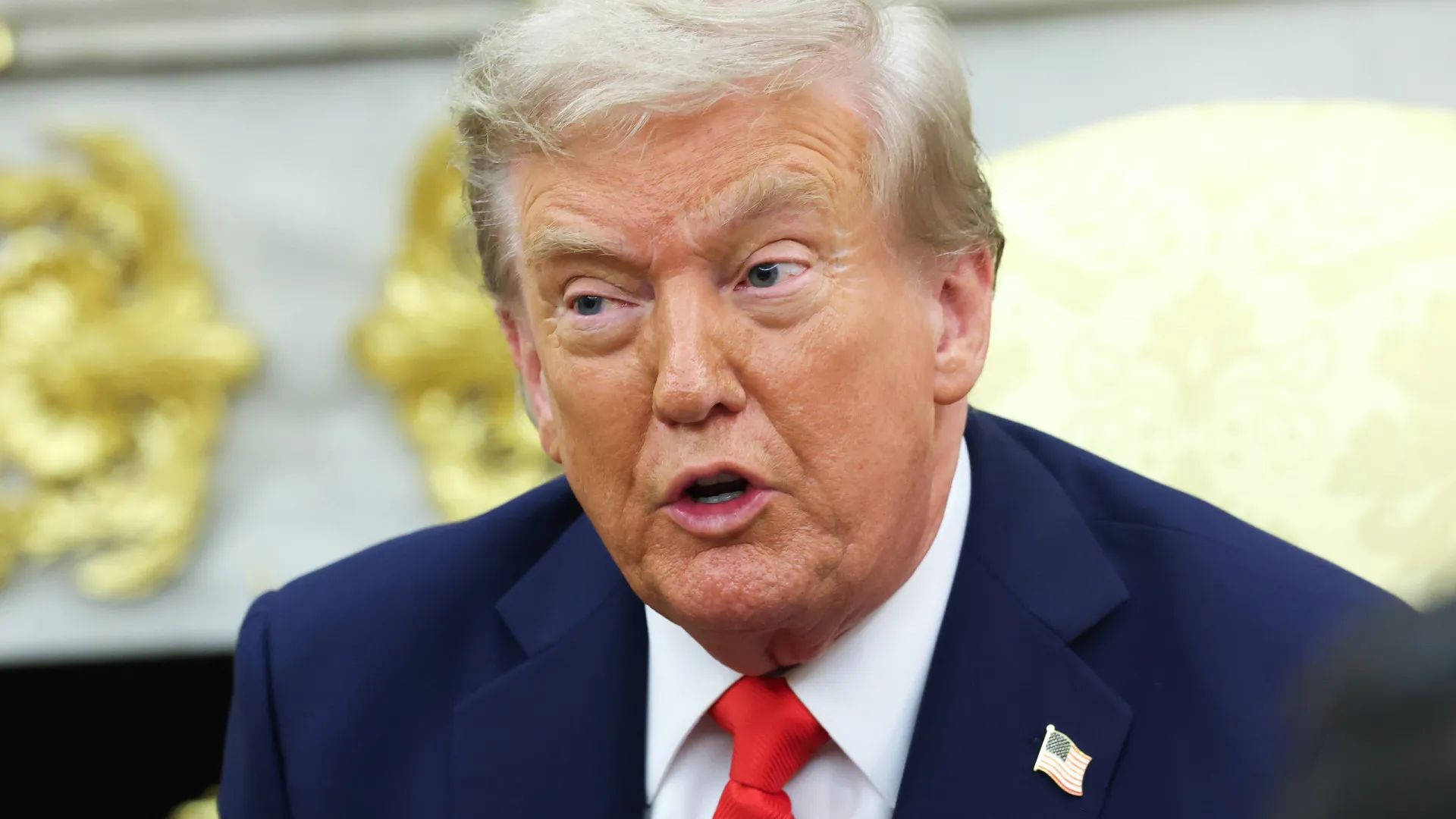 Trump compara Putin e Zelensky à azeite e vinagre