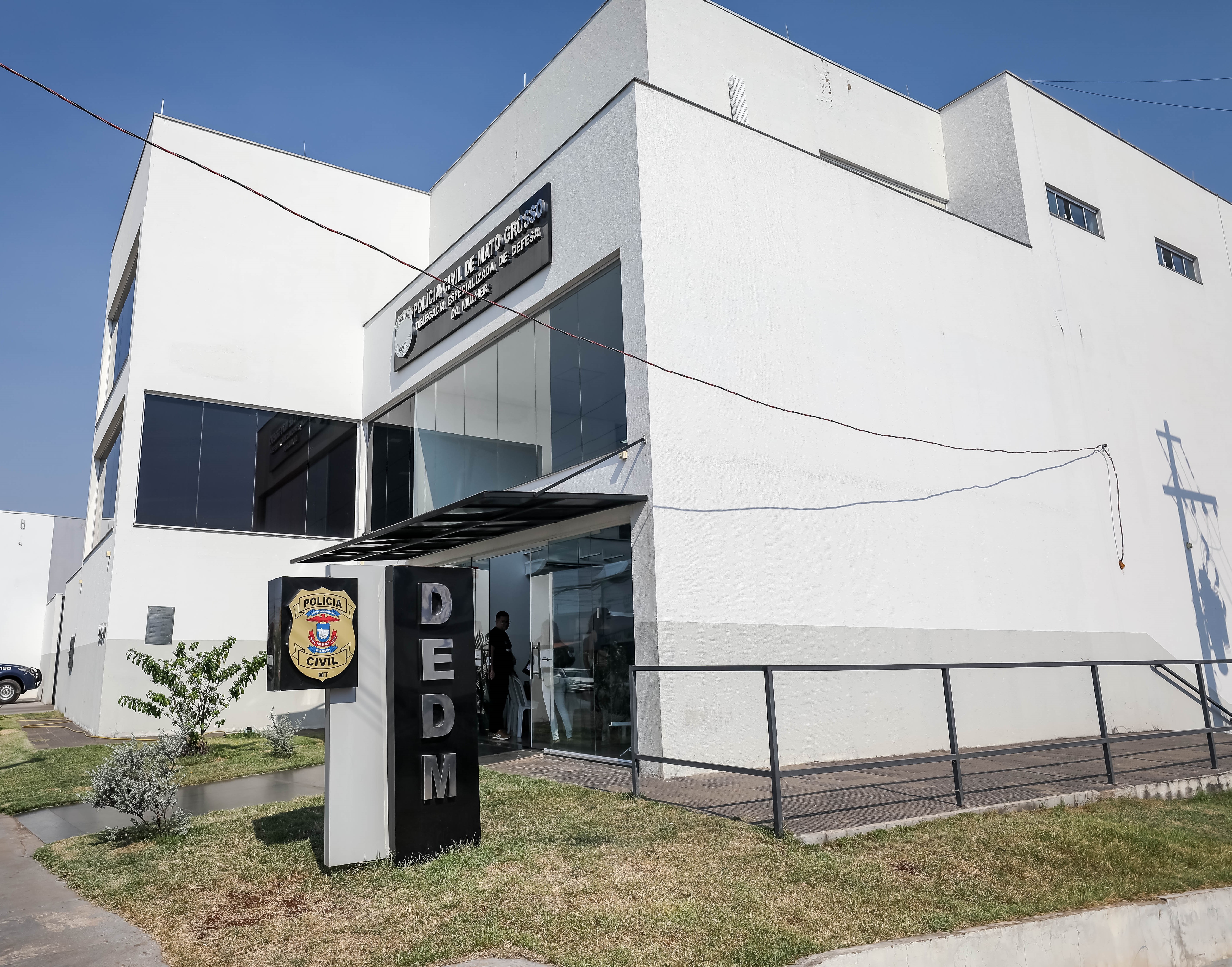 Polícia Civil prende homem por agredir e causar lesões no rosto da ex-mulher