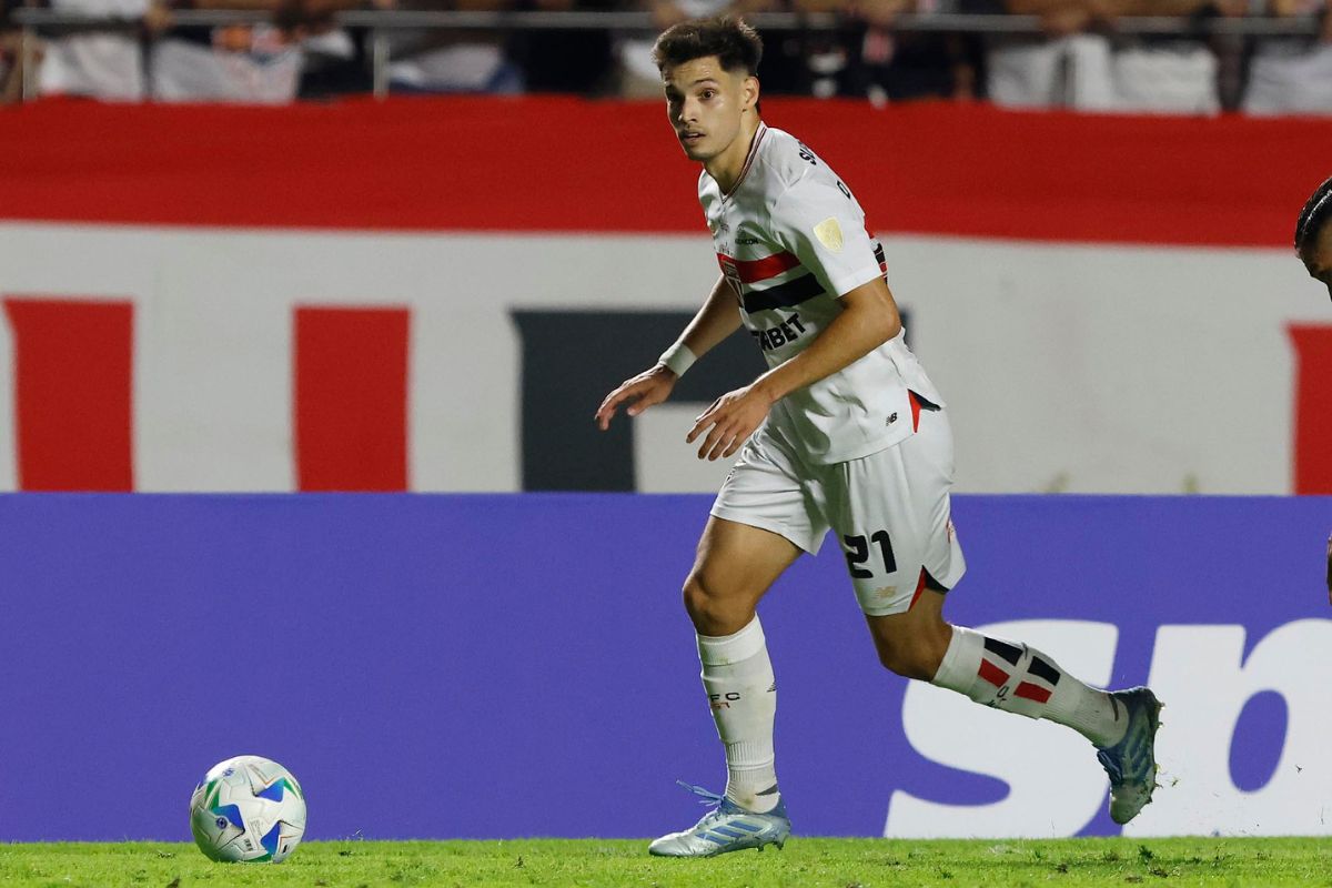 São Paulo sofre transfer ban da Fifa por falta de pagamento. Entenda