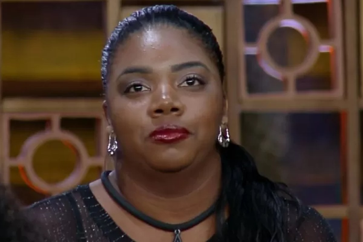 Raquel Brito quebra silêncio após ser levada para depor em delegacia