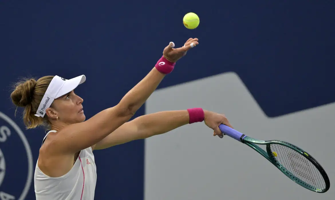 Bia Haddad sofre, mas vence britânica Kartal em estreia no US Open