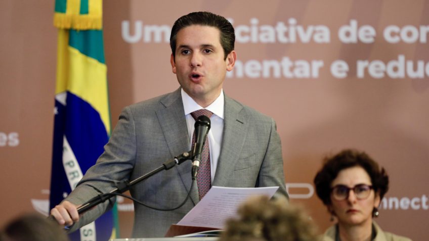 Projetos contra a fome serão prioridade no Congresso, diz Motta