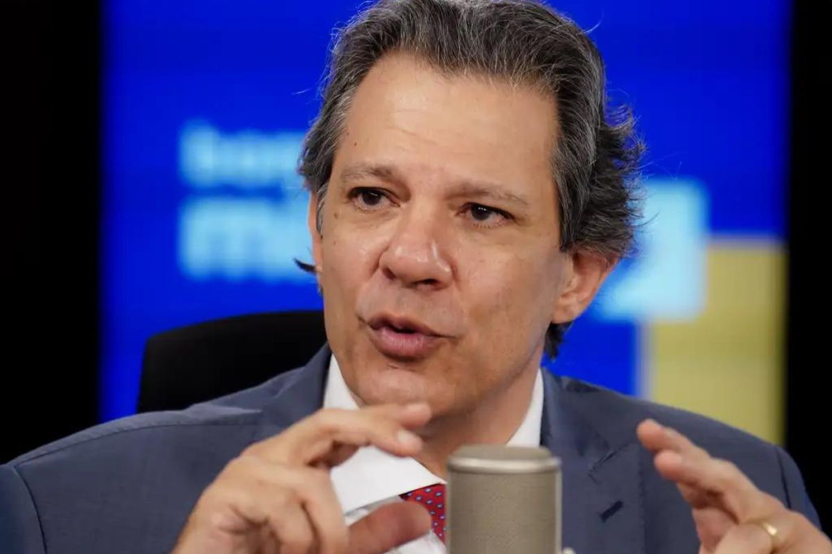 Haddad defende reforma da renda, critica tarifaço dos EUA e descarta candidatura em 2026