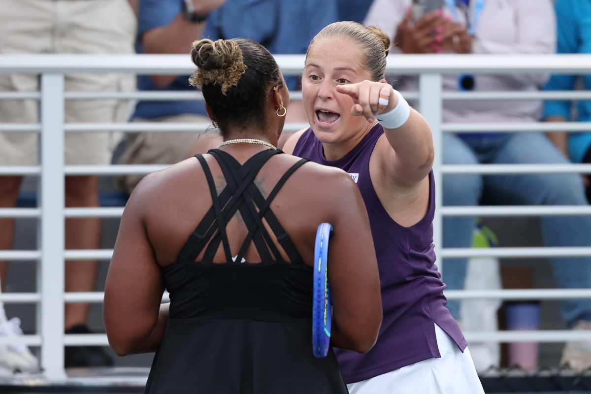 Vídeo: tenistas discutem em quadra após partida do US Open