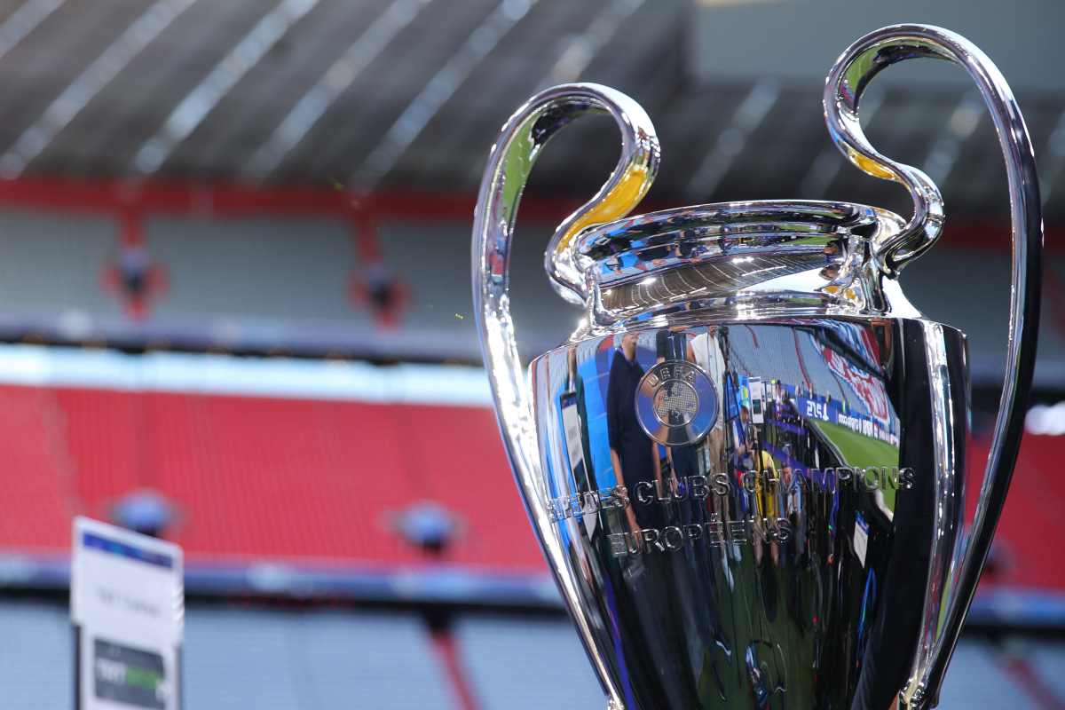 Uefa Champions League sorteia confrontos da fase de liga. Siga ao vivo