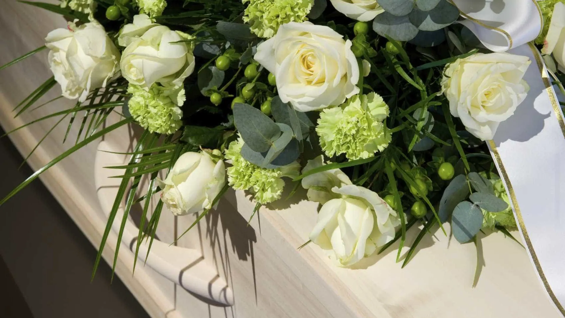 Dona de funerária levava corpos de bebês para "dar amor" em casa