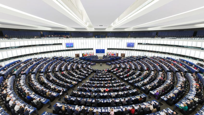 Parlamento Europeu limitará acesso para jornalistas e lobistas