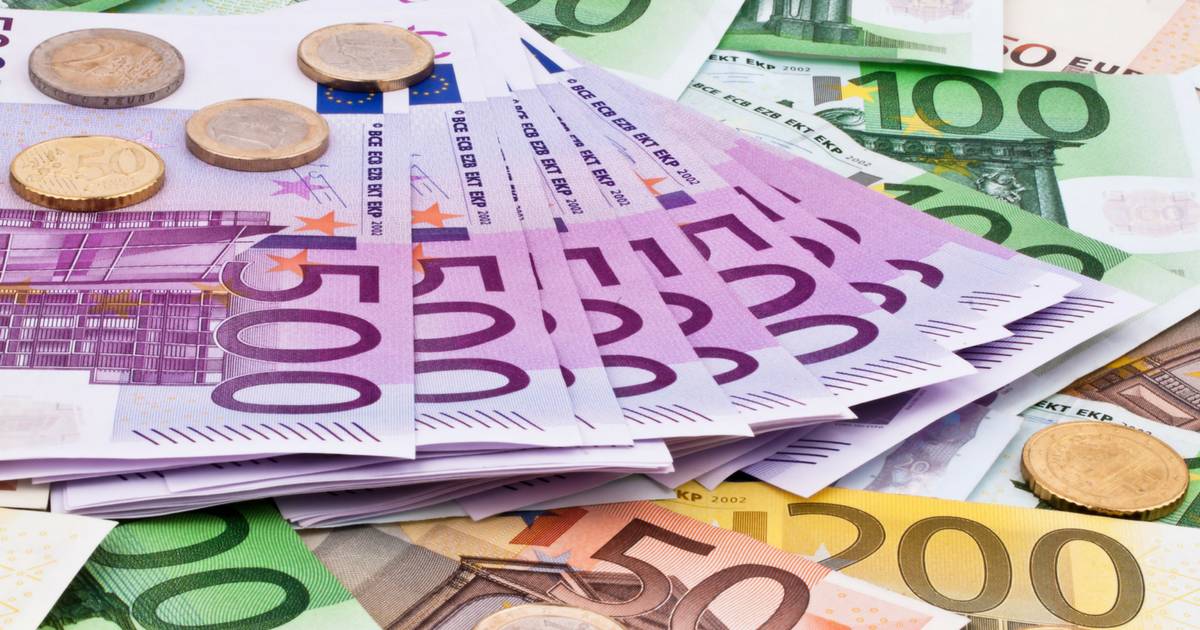 CNH emite títulos de 500 milhões de euros com vencimento em 2035